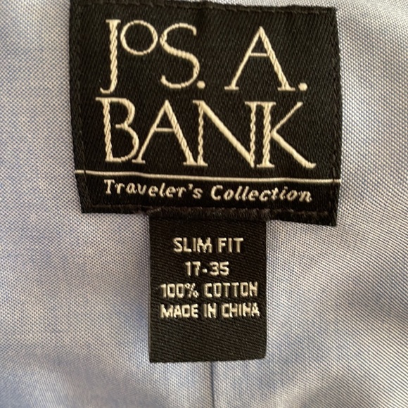 Jos. A. Bank Navy Blue 4 Piece Suit Set Traveler’s Collection - Picture 3 of 15